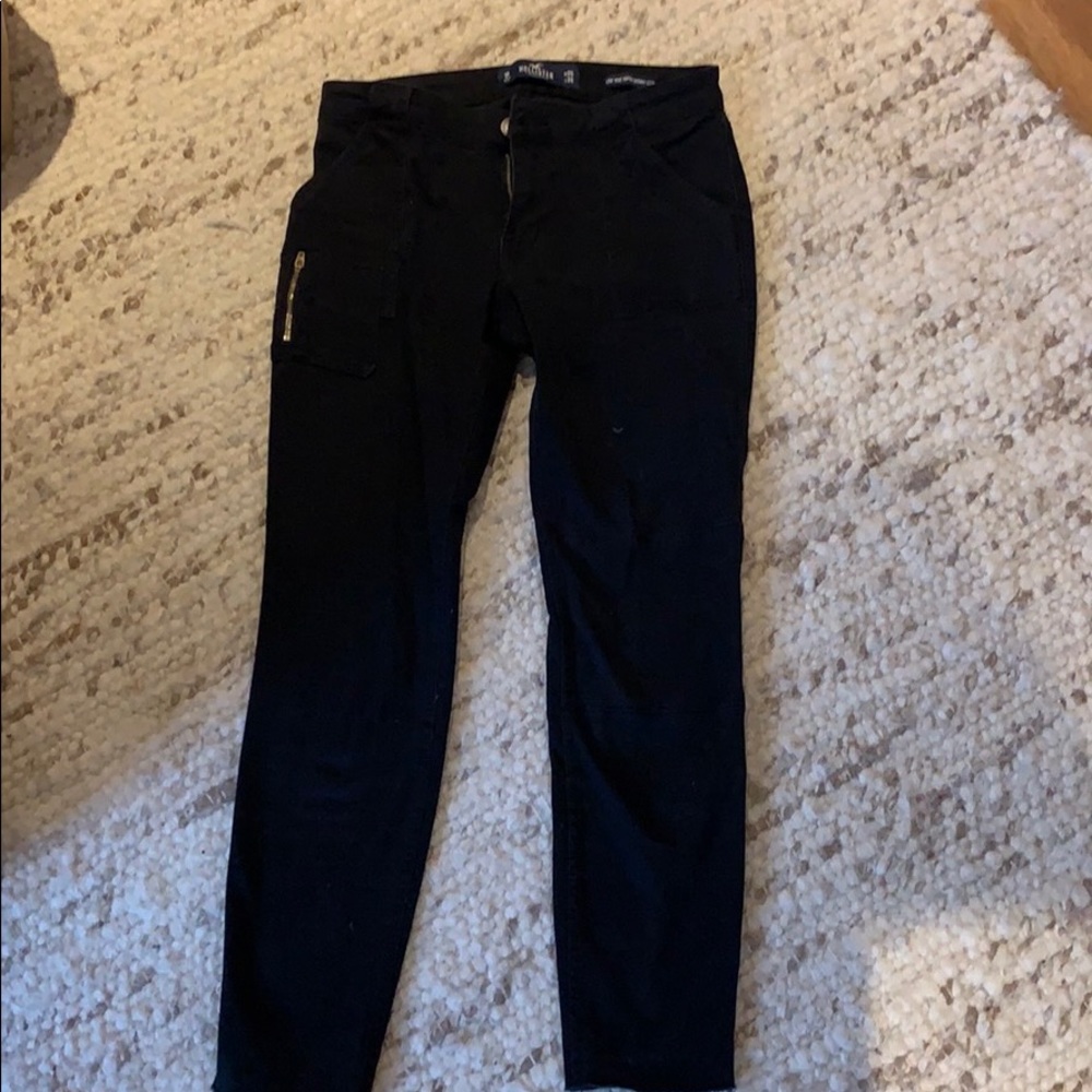 Hollister black skinny jeans